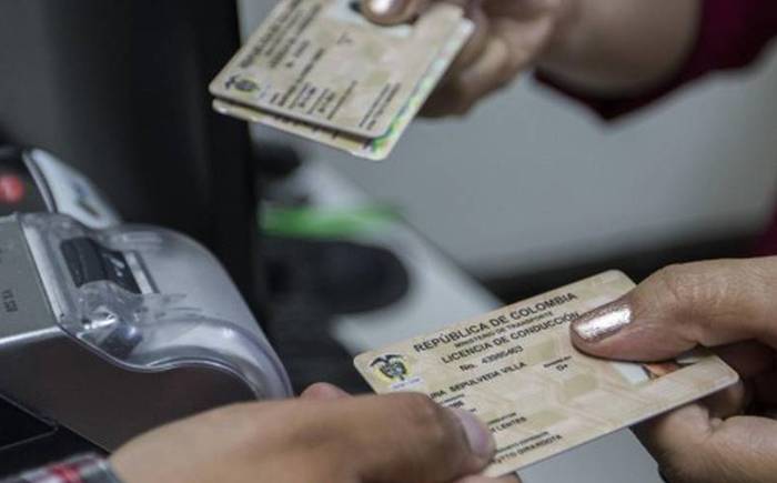 Creditos renovacion licencias de conduccion en Medellin antioquia Colombia